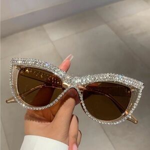 Elegant Crystal-Embellished Sunglasses